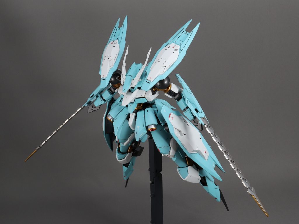 ■塗装・緑系：ミクグリーン（ガイア）・白系：アルティメットホワイト（ガイア）・フレーム：フレームメタリック1（ガイア）・その他：スターブライトゴールド、スターブライトシルバー（ガイア）・クリアー：Ex-フラットクリアー（ガイア）＋フラットベース なめらか・スムース（クレオス）