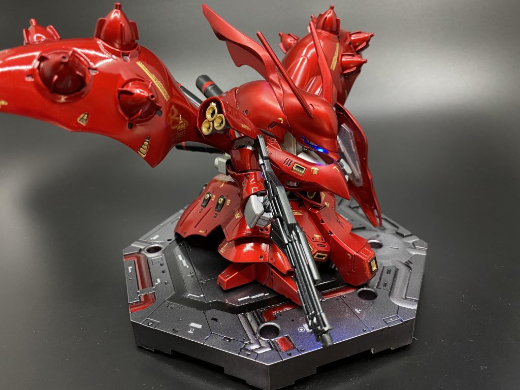 内部フレームは銀色に塗装。いつもはガンメタルにするんですが気分で変更。