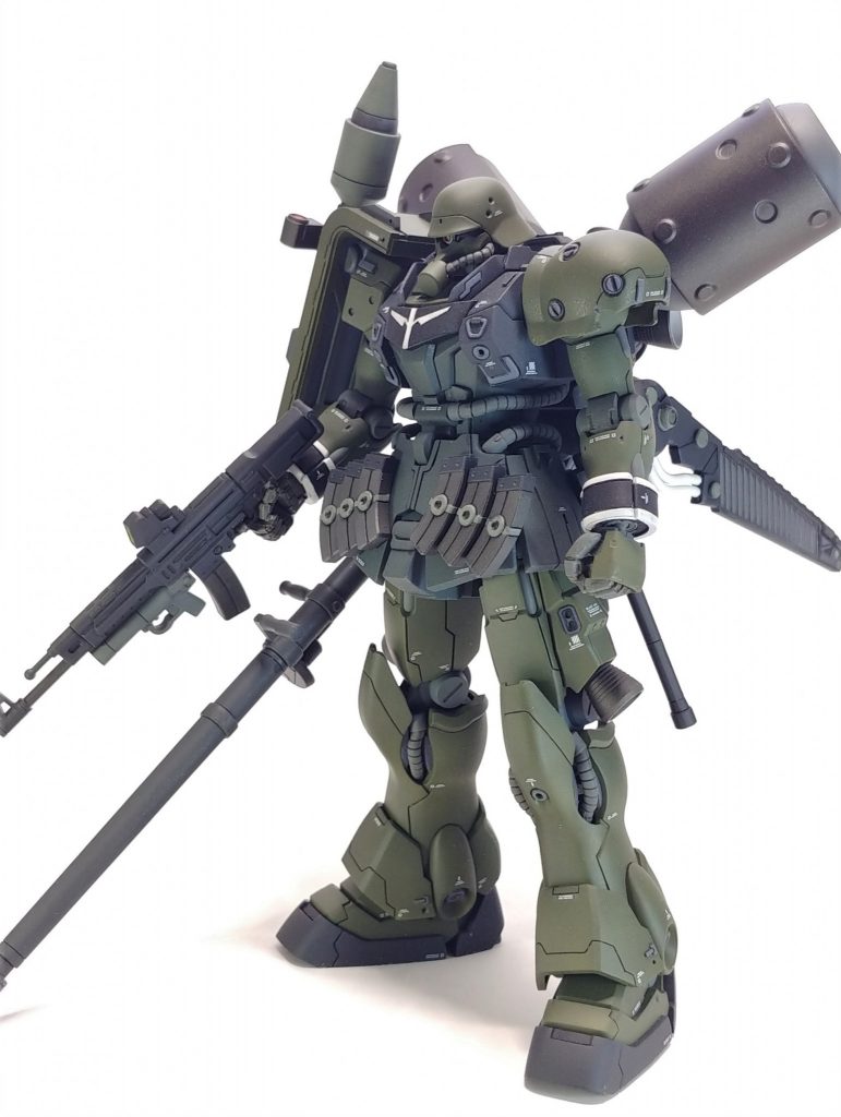  各部スジボリ。腰を約2㎜・首も少し延長しています。