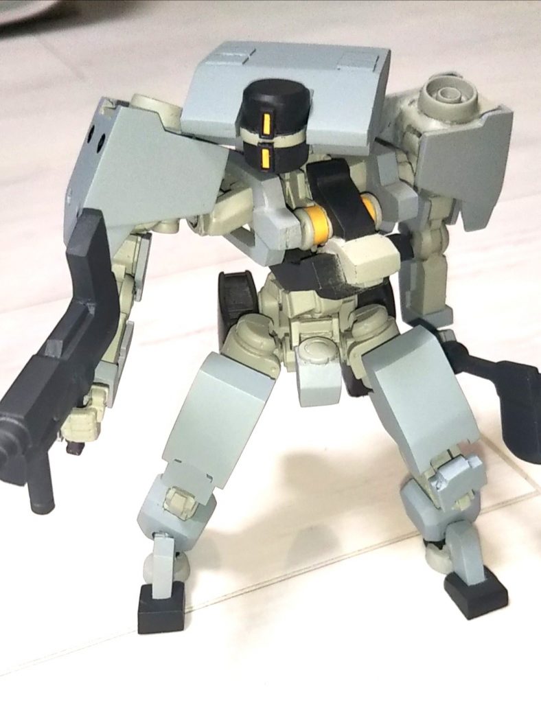 そういえばこの機体、カラーこそ違えどウルズハントのウィスタリオ君も乗ってたらしいですね……(実は金星仕様かアーブラウ仕様かで迷った)