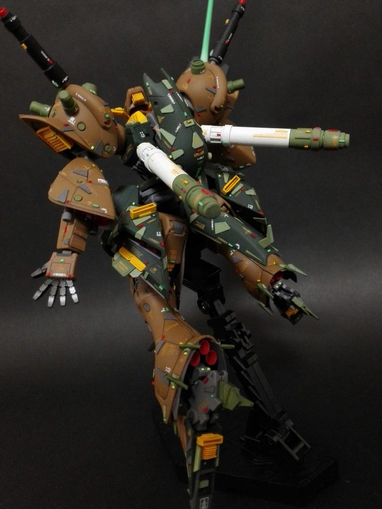 こちらはバックショットです。