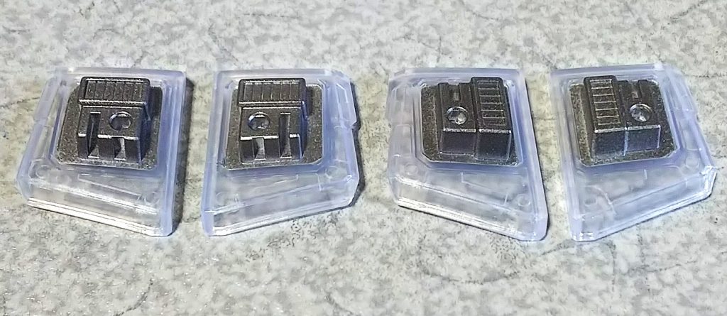 ヘリウムコア部分は、内部のモールドを活かすためにクリアパーツの一部をライトガンメタルで塗装。