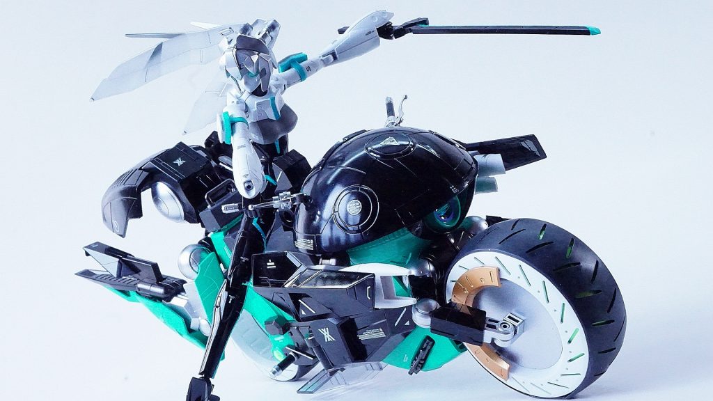 コトブキヤの剣が出てきたので、ついでにつけちゃいました。FF7やったせいだろうな。