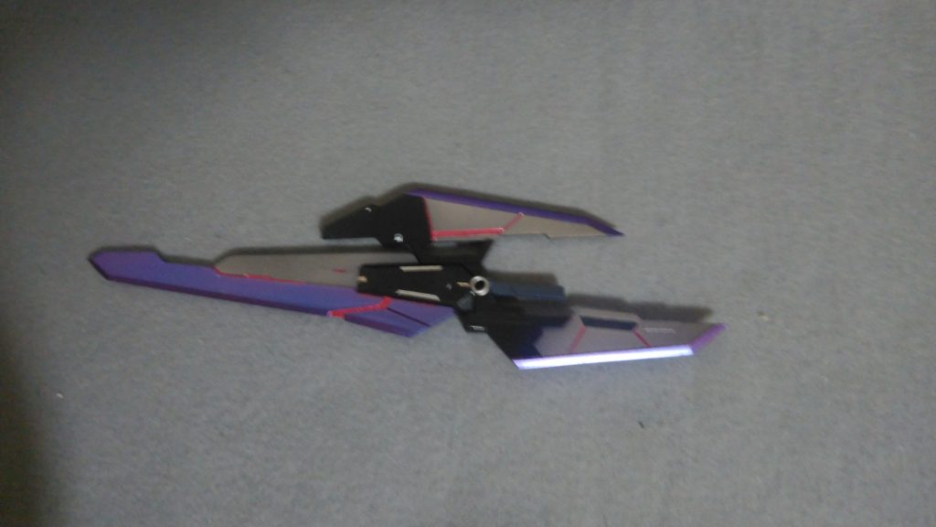 ジンクスのバスターソードとプラ板で作製