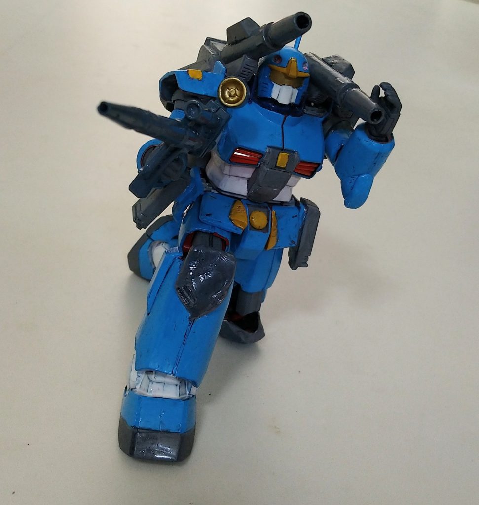 旧HGガンキャノンがベースなので、腰回りを特に改造してます。