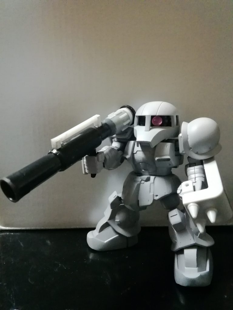 バズーカはキットのものを加工して、280mmバズーカにしてみました。