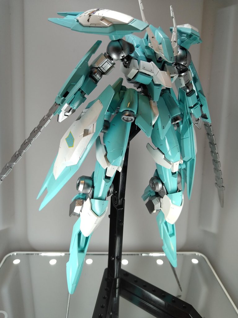 塗装レシピ　クレオス(C)ガイアノーツ(G)白 Ex-ホワイト(G)x3→ダイアモンドシルバー(C)緑　Ex-ホワイト(G)→ミクグリーン(G)銀1 Ex-ブラック(G)→ステンレスシルバー(G)銀2 Ex-ブラック(G)→スターブライトシルバー(G)黒　Ex-ブラック(G)トップコート　クリアー(光沢)センサー類　ラピーテープを切り出し