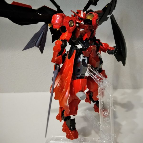 ガンダムアスタロト　スカーレッドナイト