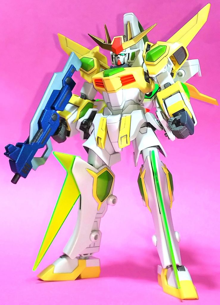 リアルモードも再現可能。クリアパーツにはパールを吹いて輝きをアップさせている。