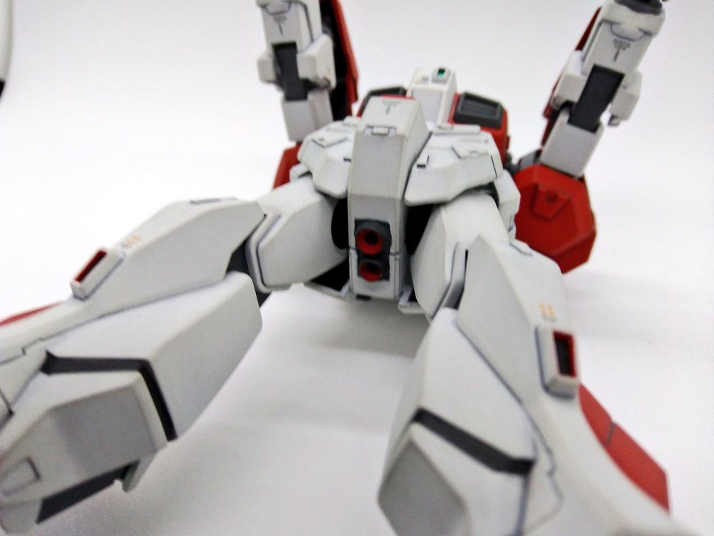 股下にもバーニア追加。