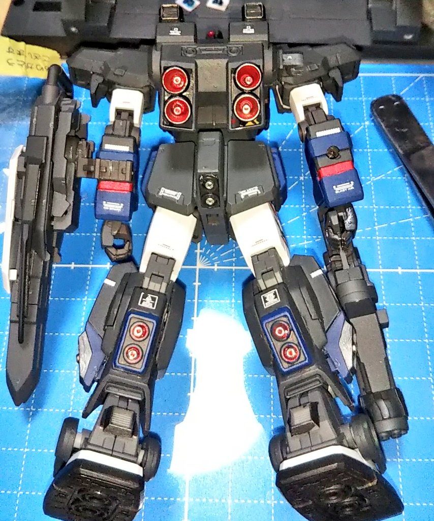 軽くバーニアーの中もディテールアップしました。