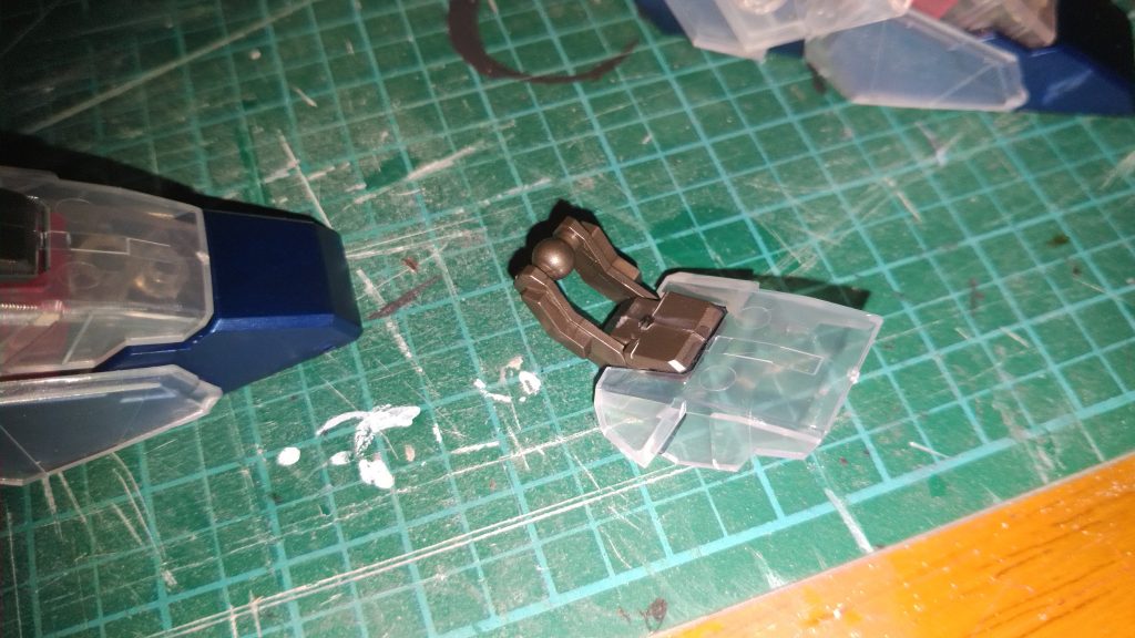 古のABS接着剤様のお力により復活!!