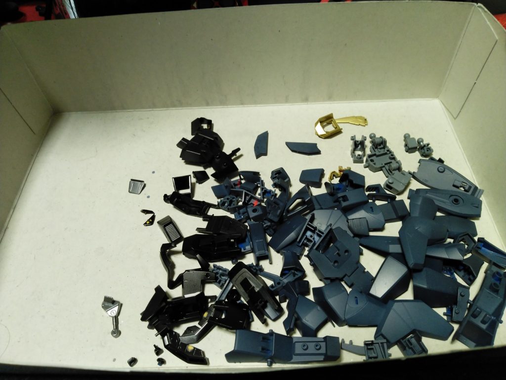 この時点でバーザムなのかバンシィなのか分からなくなってた