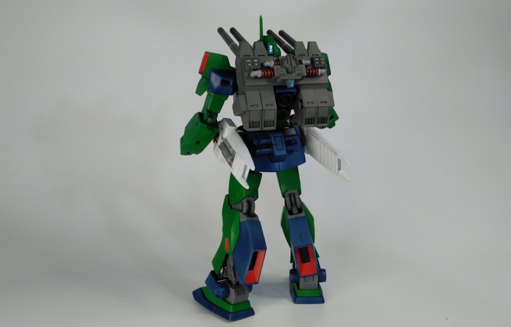 4連装ビームキャノンはコトブキヤの連装砲を並べて、プラ板で接続しています。あとはジャンクパーツでデコレート。