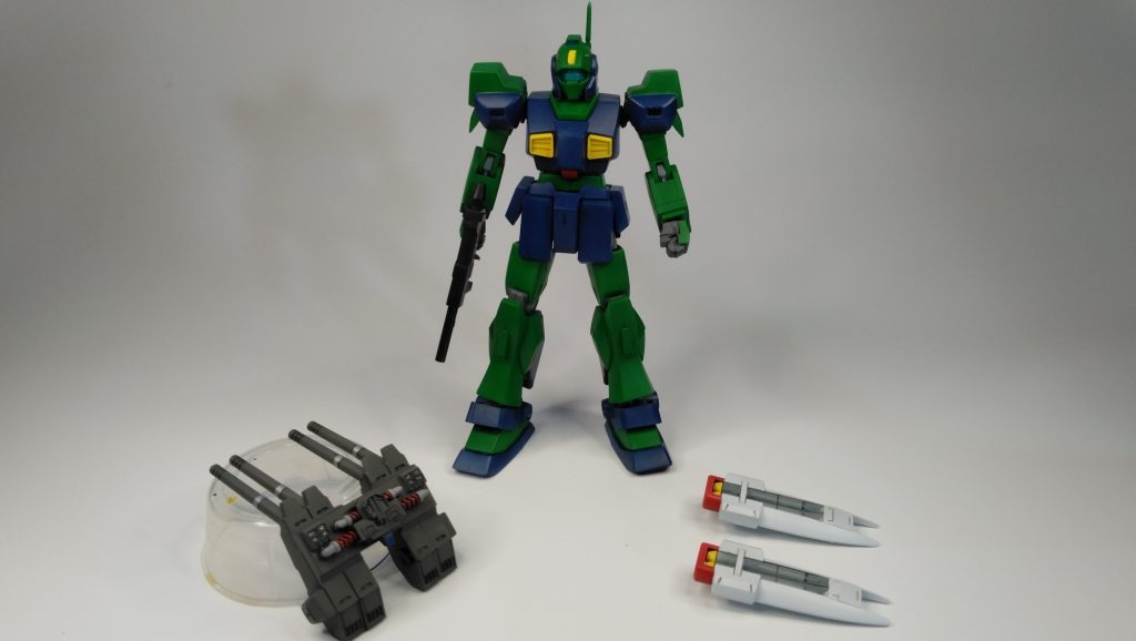 ビームキャノンとミサイルランチャーで1パックです。接続はネオジム磁石です。