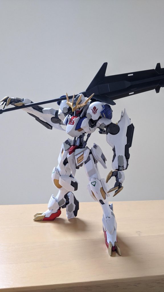 各部シャープ化、爪先は先端が広がる様に加工してます。