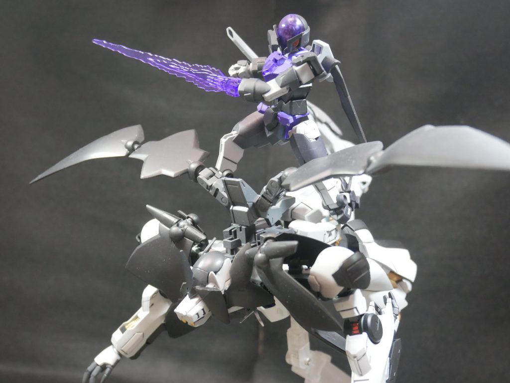 四聖獣アーマーは動物+乗り物をイメージして制作してきまたが、今回の四凶アーマーは伝承で伝えられている特徴をベースにアーマー単体でも戦えるような、より化物っぽい感じになるように作っていきたいと思っています。ということで、次回があったらまた見てくれると嬉しいです。