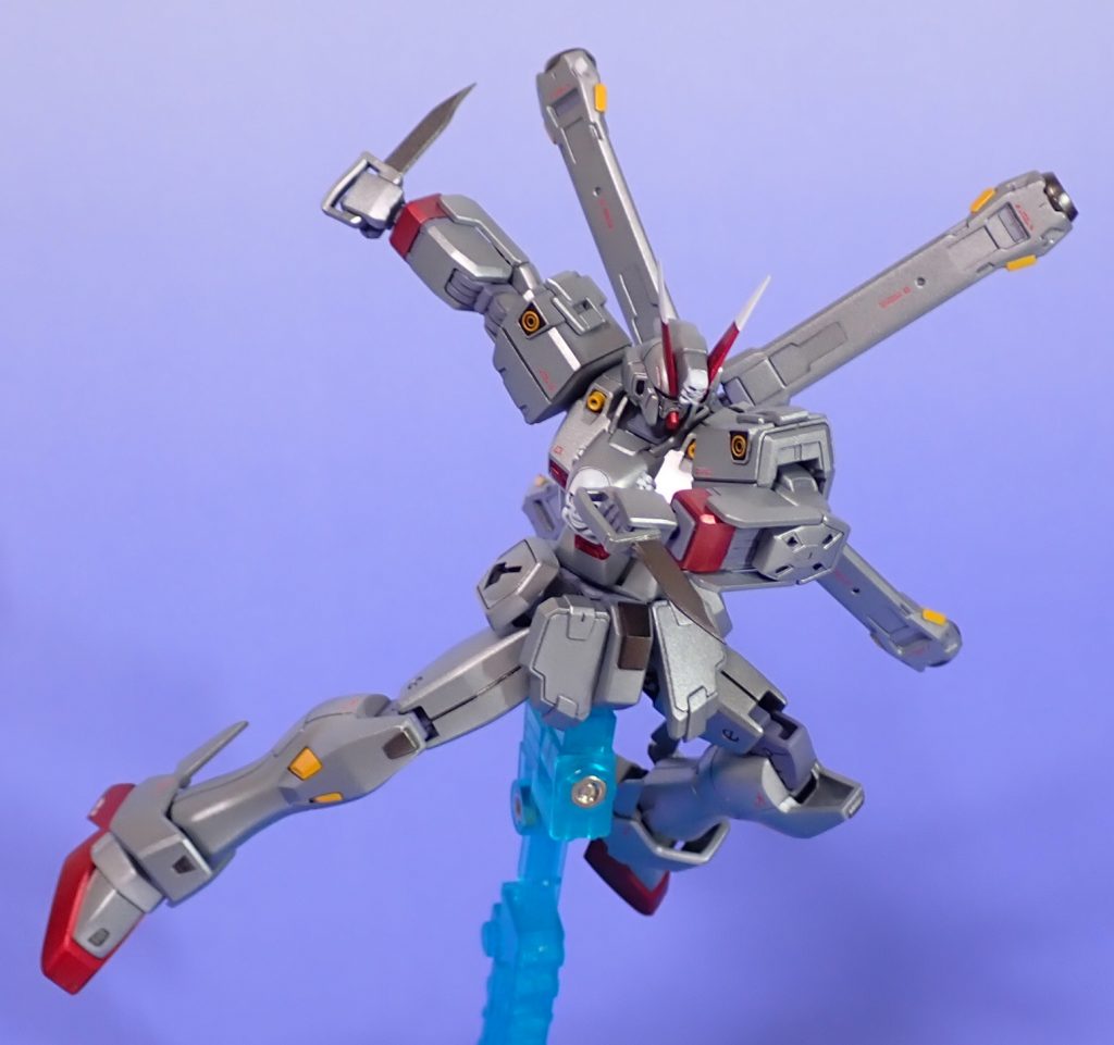 ヒートダガーは刃が小さく感じたのでプラ板で新造しました。