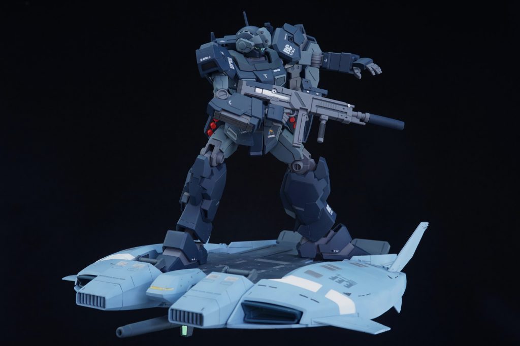 ・後方射撃スタンディングで後方への射撃もできます!この辺の射角の自由さはMSの利点ですね~。