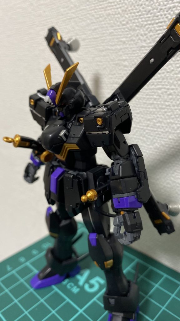 塗装後組み立てほぼほぼX1と同じ構成でしたが、ショットランサーやアンテナなど、細かい違いもあってX1を作ってても楽しめました!でも多分短いスパンで2つ作ったら多分死にます。無理やて、8割パーツ一緒やぞ()次回は……ゾイド塗るだろうからガンダム作品だと多分マルコシアス塗るかも…?それでは~。さようならだキンケドゥ!