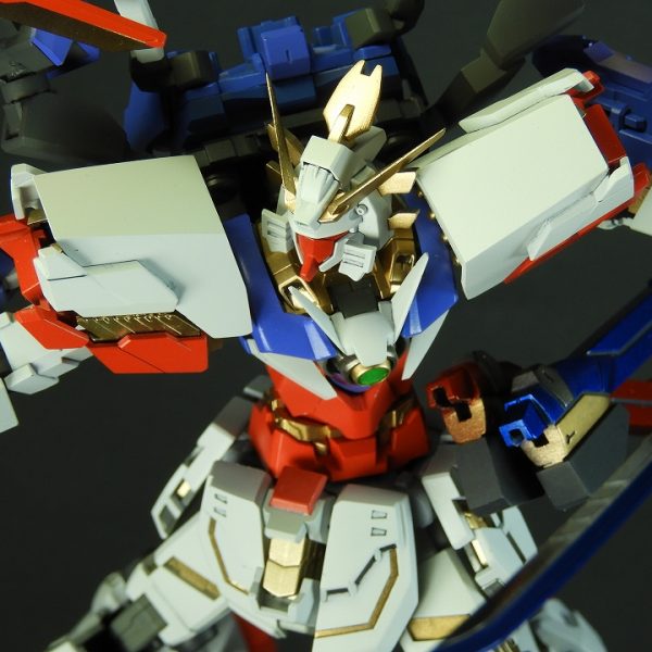 シャイニングガンダム