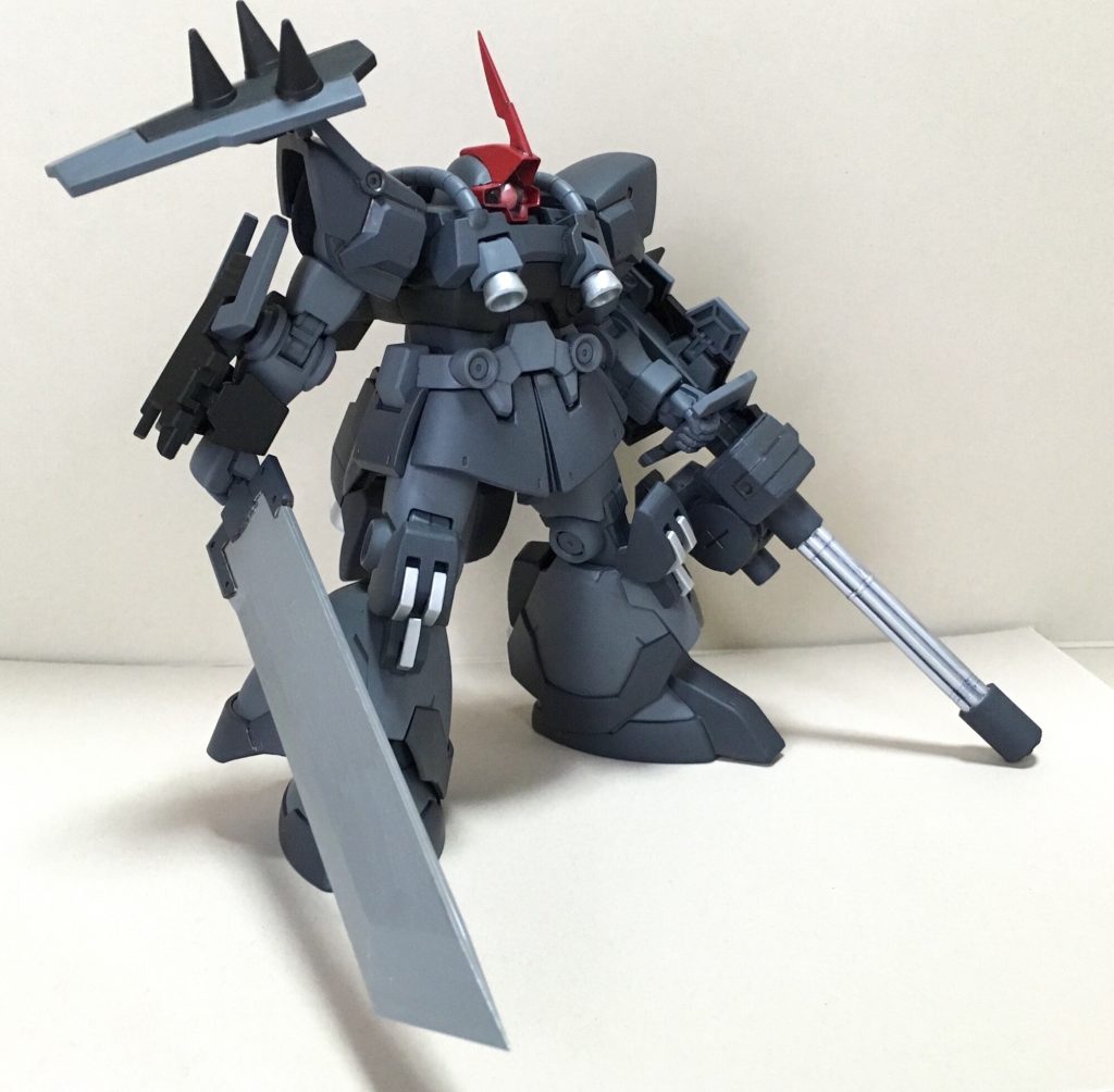 ドムグロウスバイルのような大型剣が合うと思いコトブキヤのナイトソードを持たせました