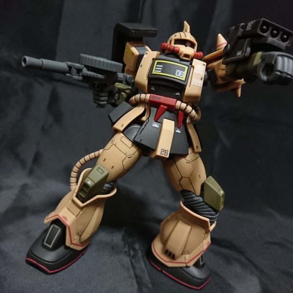 HG ザク･デザートタイプ