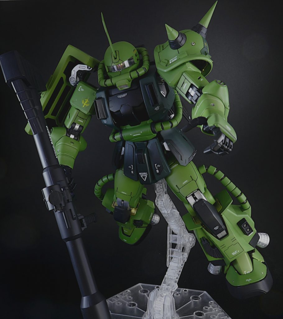 メタルパーツ、スジボリ、プラ板ディテールアップしてます。