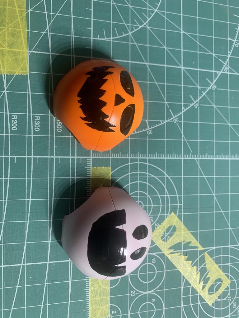 黒塗りました。