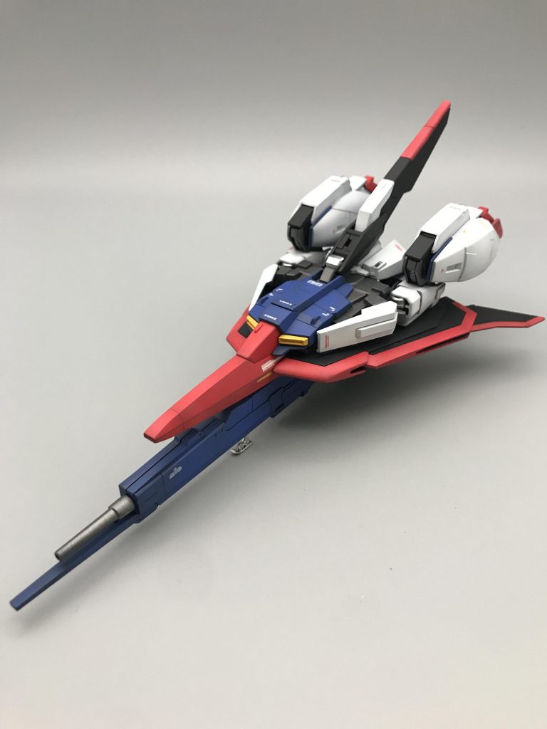 差し替え式ですが安定して変形できるのでこれもよし