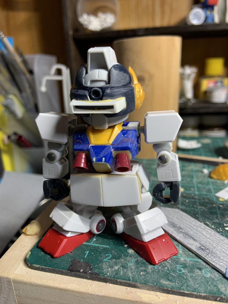 元キットのRX78-2をこんな感じに弄ってます。