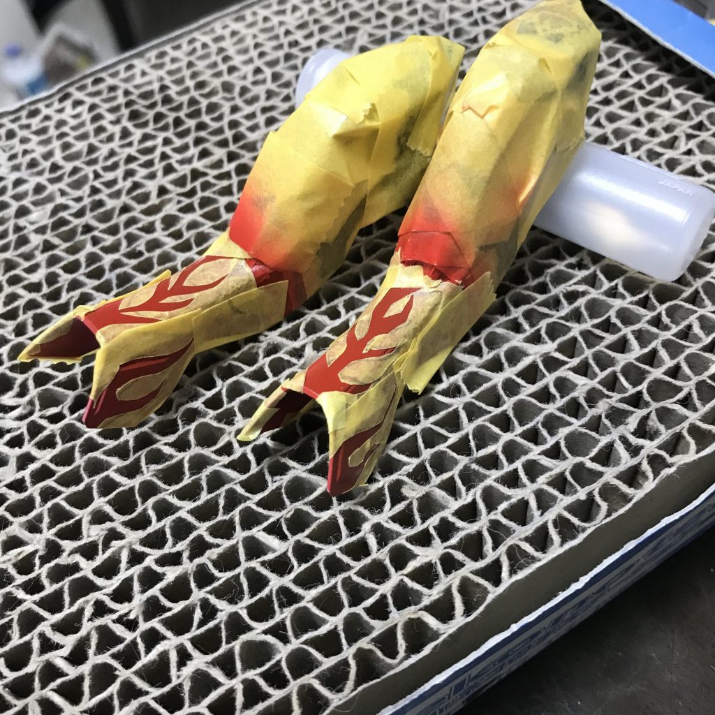 ファイヤーパターンのマスキングには四苦八苦でしたがどうにか塗り分けれました。