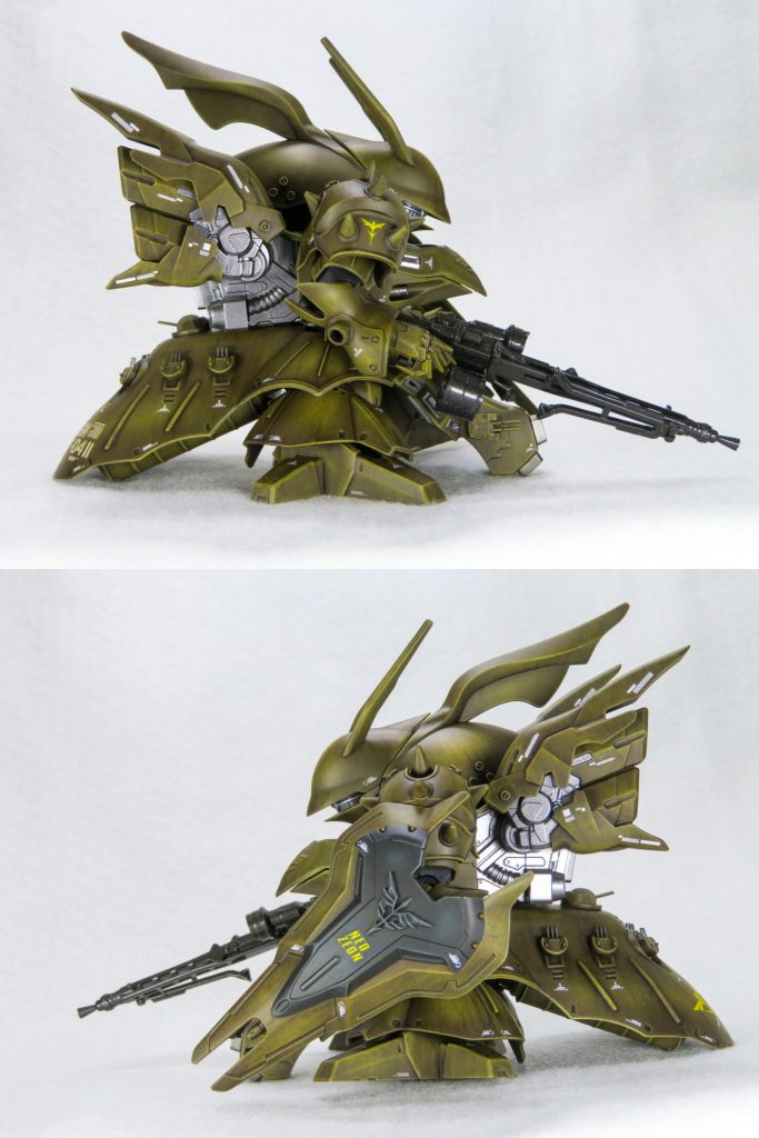 スカートとスネのリブモールドを、半丸プラ棒で作り替え。シールドはBB戦士サザビーのものよ交換。