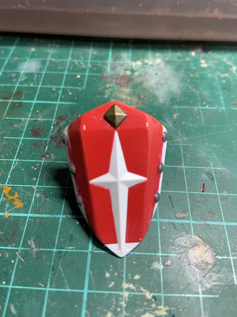 シールドは上下カットして騎士風にしてます。久しぶりのSD楽しかったです。