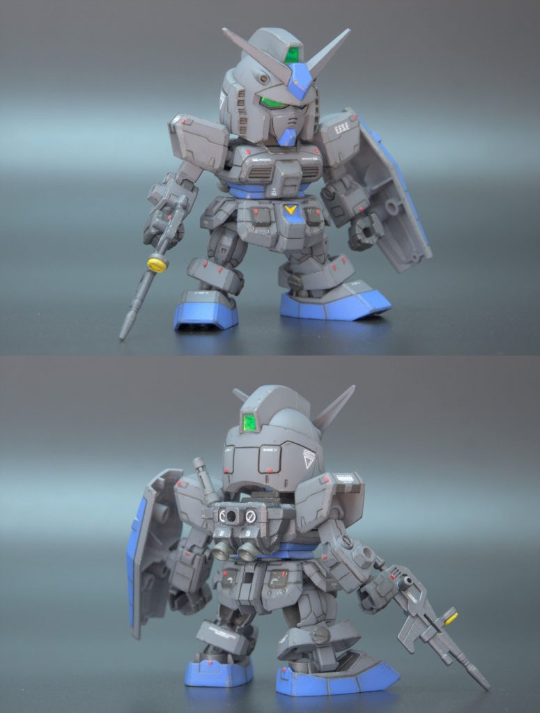 ランドセルのサーベルは固定式だったので片方をカットしました。手に持たせたときに違和感があったので。