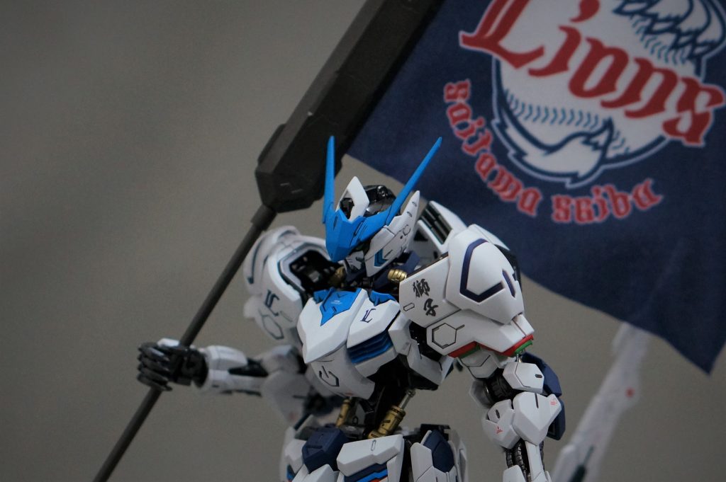 バルバトスは漢字のデカールがよく似合います。