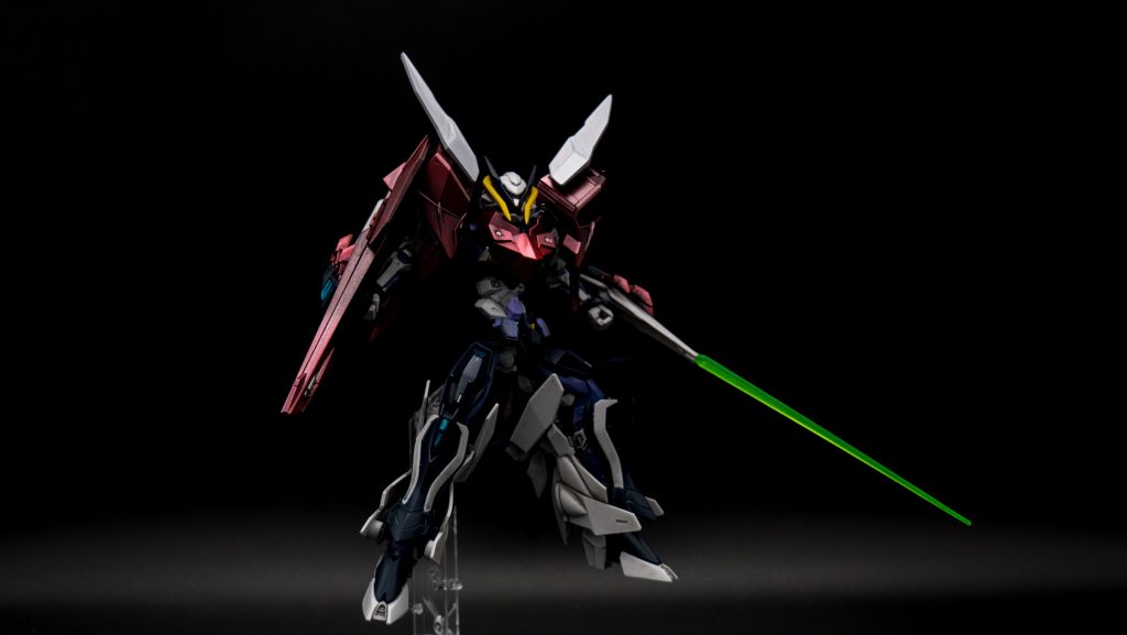 クアドロモード。バスターライフル&ビームライフル、優等生タイプ。