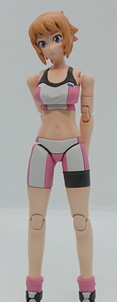 恥ずかしがる感じで足を閉じるのは構造上苦手な感じしかし肌色の模型って取るの難しい…色合いが…明るさが…陰影が…