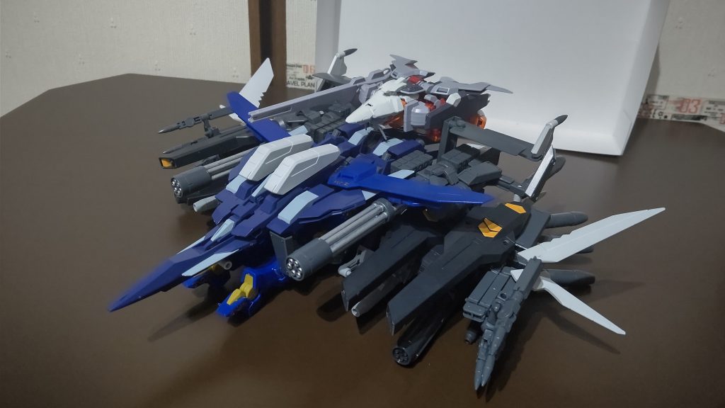 火器管制装置追加姫様、もとい「HG アルケイン」を付けました。これで二人で火器管制できると思います。忘れていたんです。武器盛るのは良いけど、制御できなきゃ意味がないって。とりあえずなんとかしました。後悔しきりです。