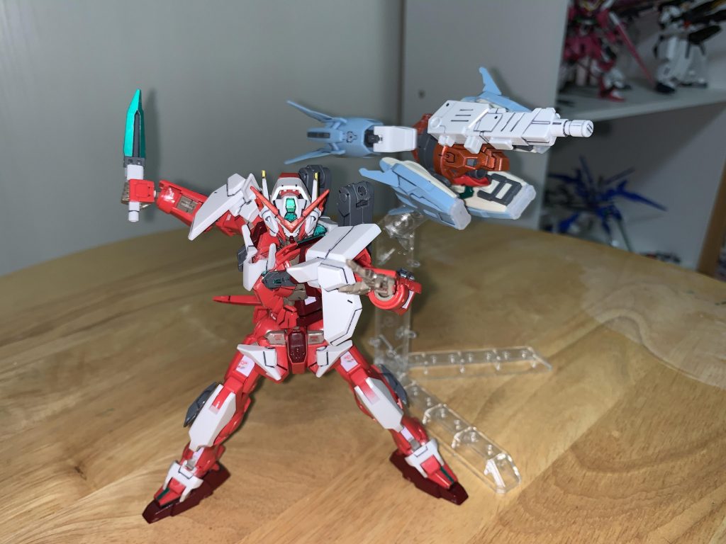 GNアサルトナイフ予備武装で、戦闘力は低い感じです。ヘビアっぽい感じをイメージしました。