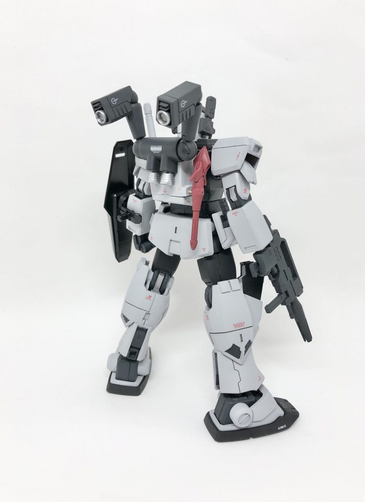 リアビューです。デカールを気持ち多めに貼ったのでそれなりに情報量は確保できたかなと思います。ヴァースキの象徴ともいえる海ヘビはランドセル右側にマウントさせました。