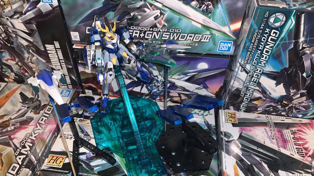 先程同様にGNソードからは、高出力のビームが出ます。更にホルスタービット(GNライフルビットⅡ)とGNシールドビットからもビームが出る。