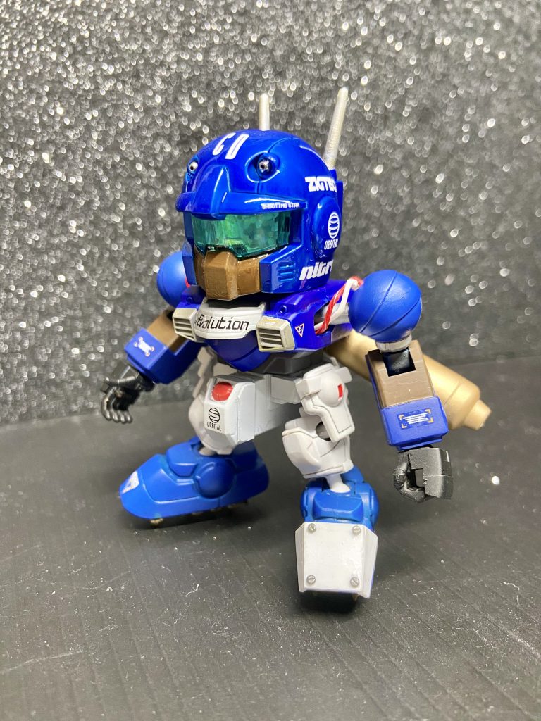 イメージは完全にアイアンリーガーです。誰が知りたい!ミキシングレシピ。笑頭部・肩・爪先 ガンキャノン胸部〜足首 BBゴッドガンダム腕 HGダガー手首 HGデスアーミー