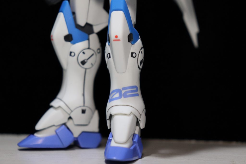 足は風蒼で塗装デカールの色とそっくり!いい色