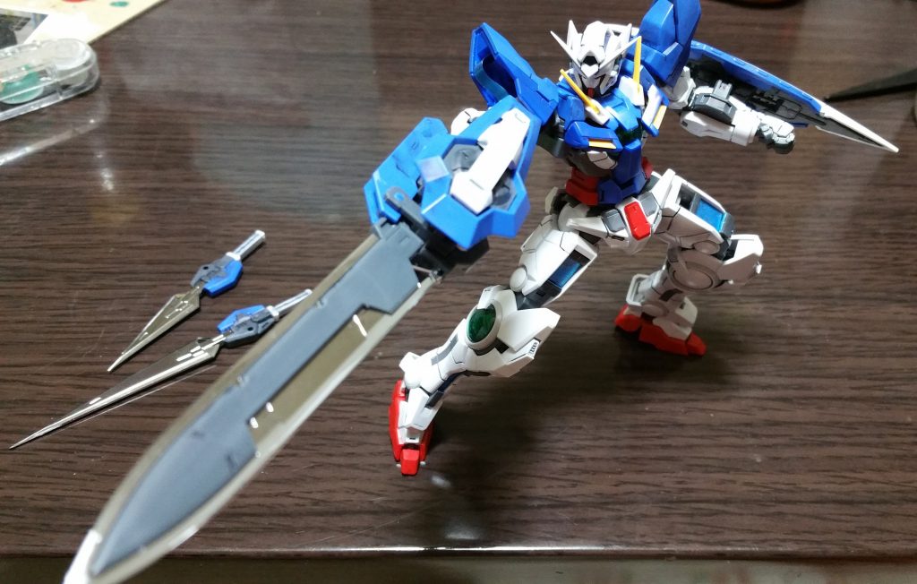 エクシアってばどのキットでもよく動きポージングもカッコよく決めれるのがポイントですね！(･ω･´)