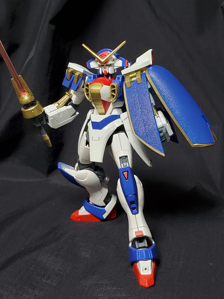 白は白サフのみ、なんとかなる！アクリジョンで赤は赤、青はコバルトブルーとすみれ色を半々で。部分塗装はフォーアーティストマーカーで。銀以外初使用でしたが、よき！