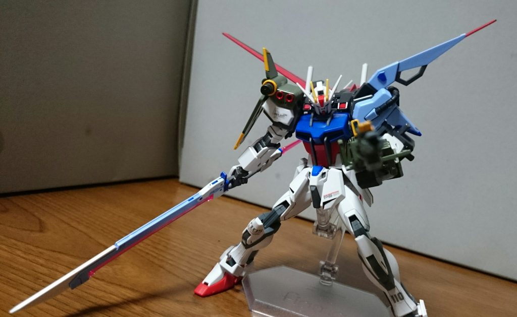 照準を定めて……