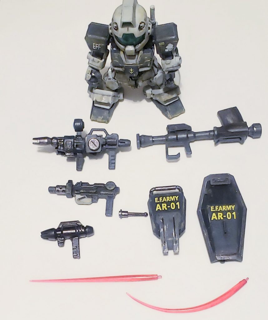 武装一覧90mmマシンガンロケットランチャー初期試作型ビームライフル ビームスプレーガンハンドグレネードハイパーバズーカ(本編には出ませんが、オマケです)シールド2種スモールシールドのカラーリングはDC版準拠にしてあります。