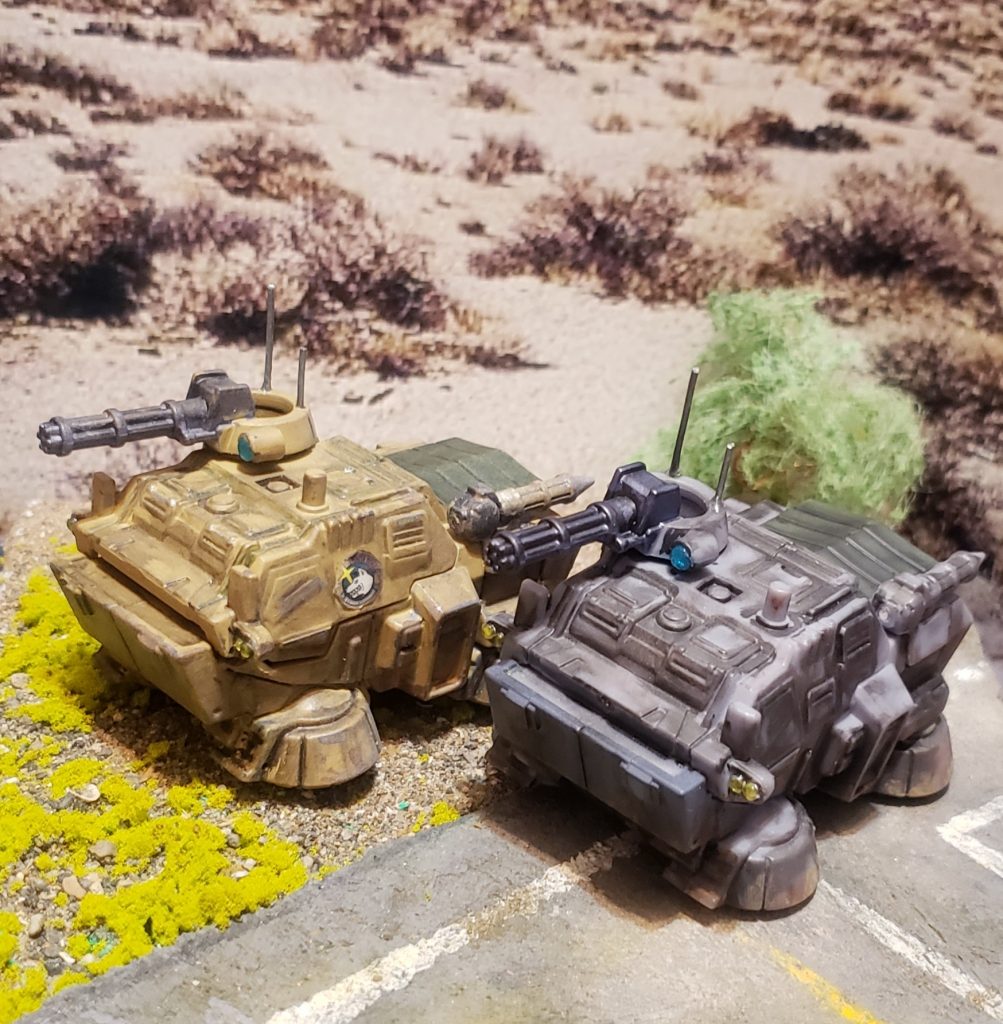 08小隊用に作ったノーマルホバートラックとツーショット