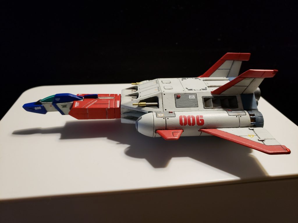 ビーム砲はあまりにショボかったので真鍮パイプで作り直しています。